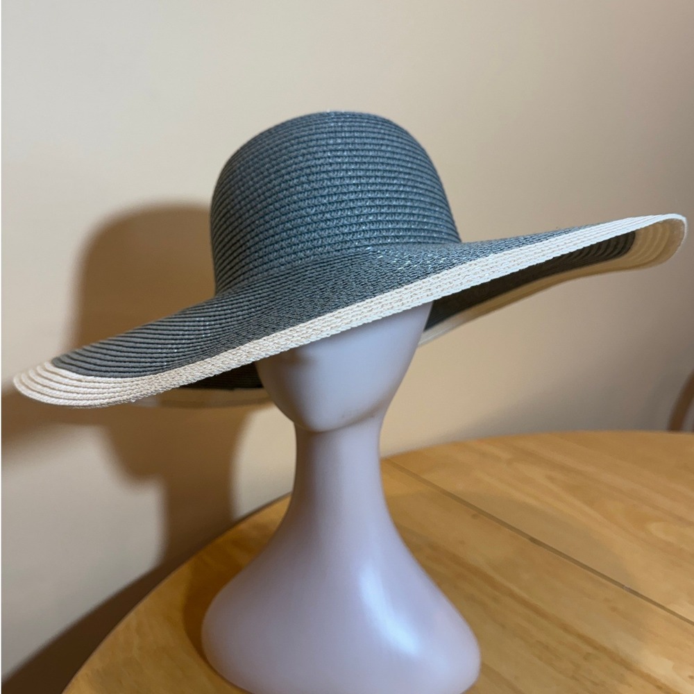 D&Y Women Blue Grey Straw Wide Brim Sun Hat with Back Bow Classic Coastal Resort